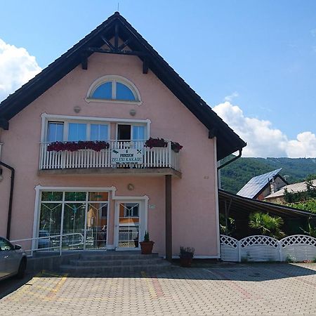 Penzion Zeleni Kakadu Maribor Exteriér fotografie